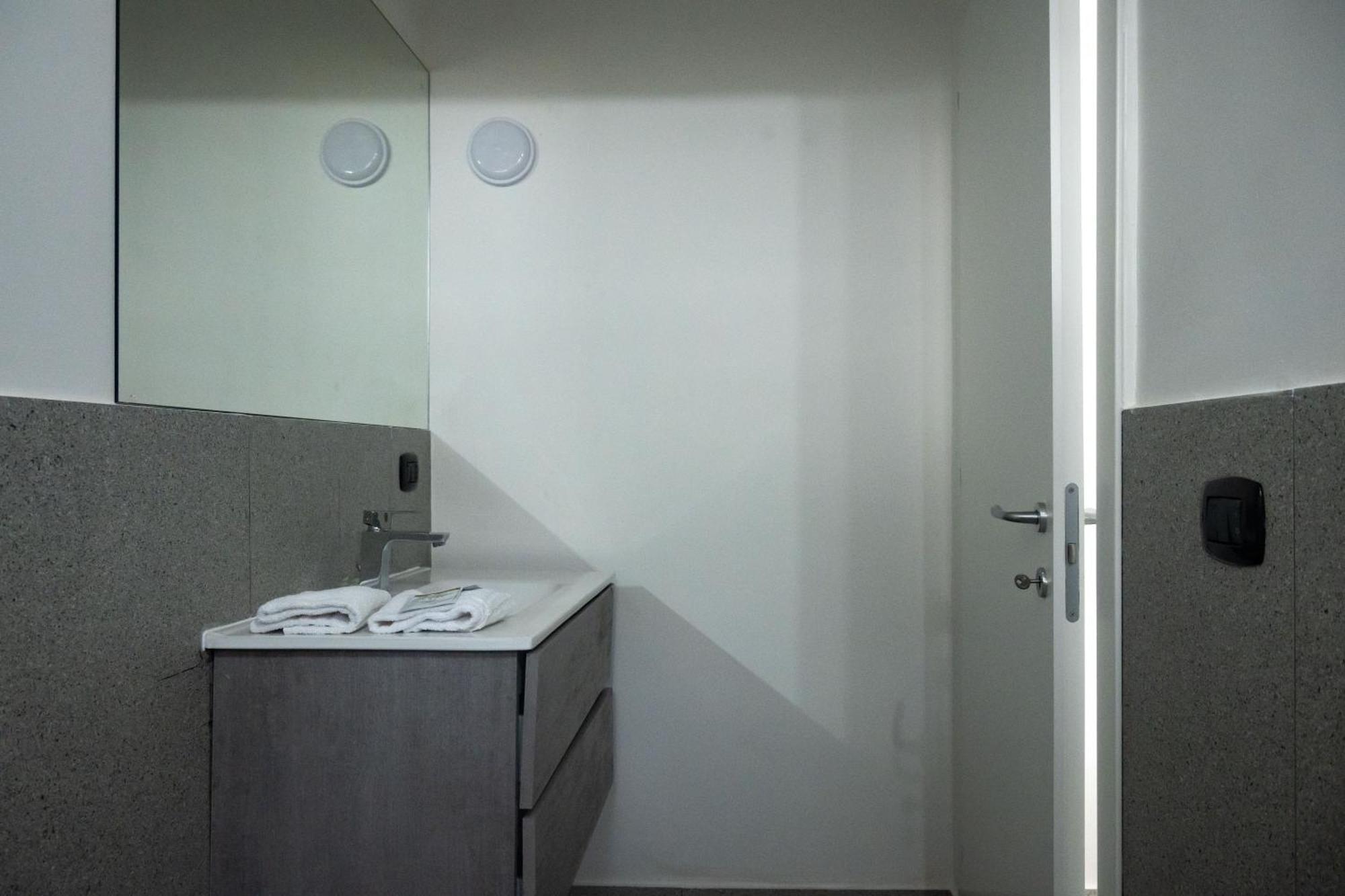 Strategic Apartment With Terrace - 诺拉 外观 照片